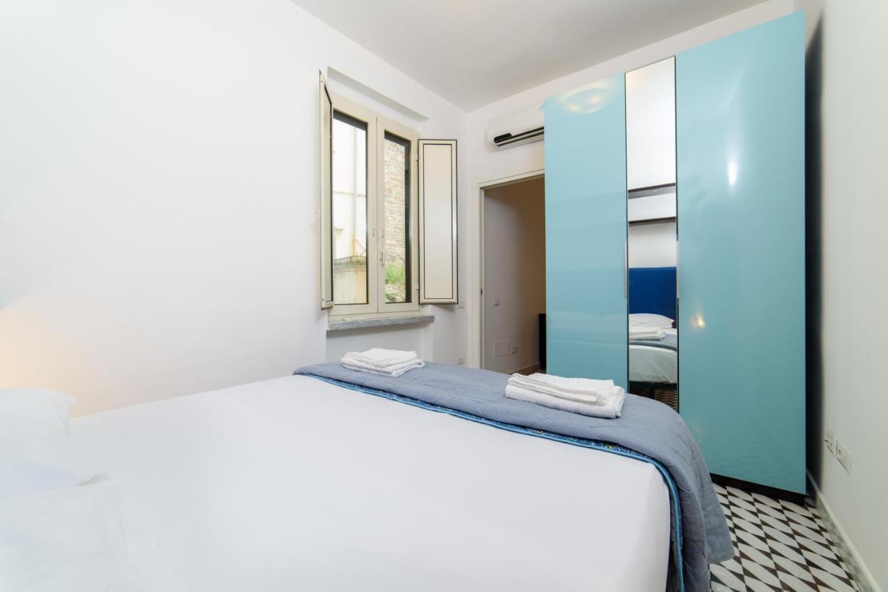 Appartamento Centro Storico - Wifi & Cucina Salerno Esterno foto